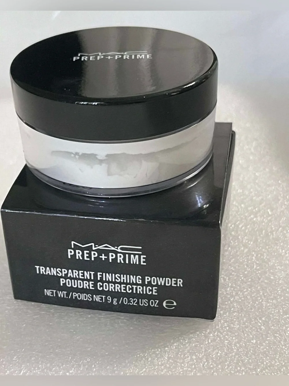 MAC Prep + Prim  Transparent Finishing Powder- Translucent